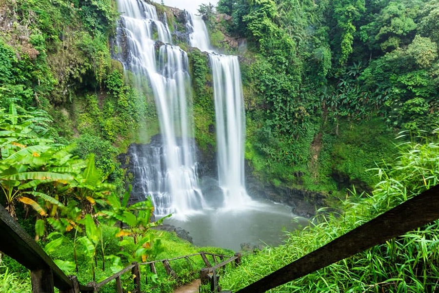 https://www.golaos.tours/wp-content/uploads/2024/06/Tad-Yuang-Waterfall-exploration-with-go-laos-tours-2.jpg